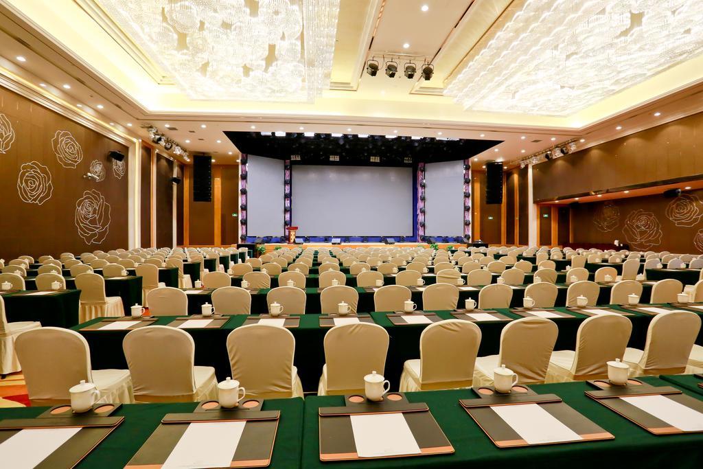 Jinjiang International Hotel Urumqi Exterior foto